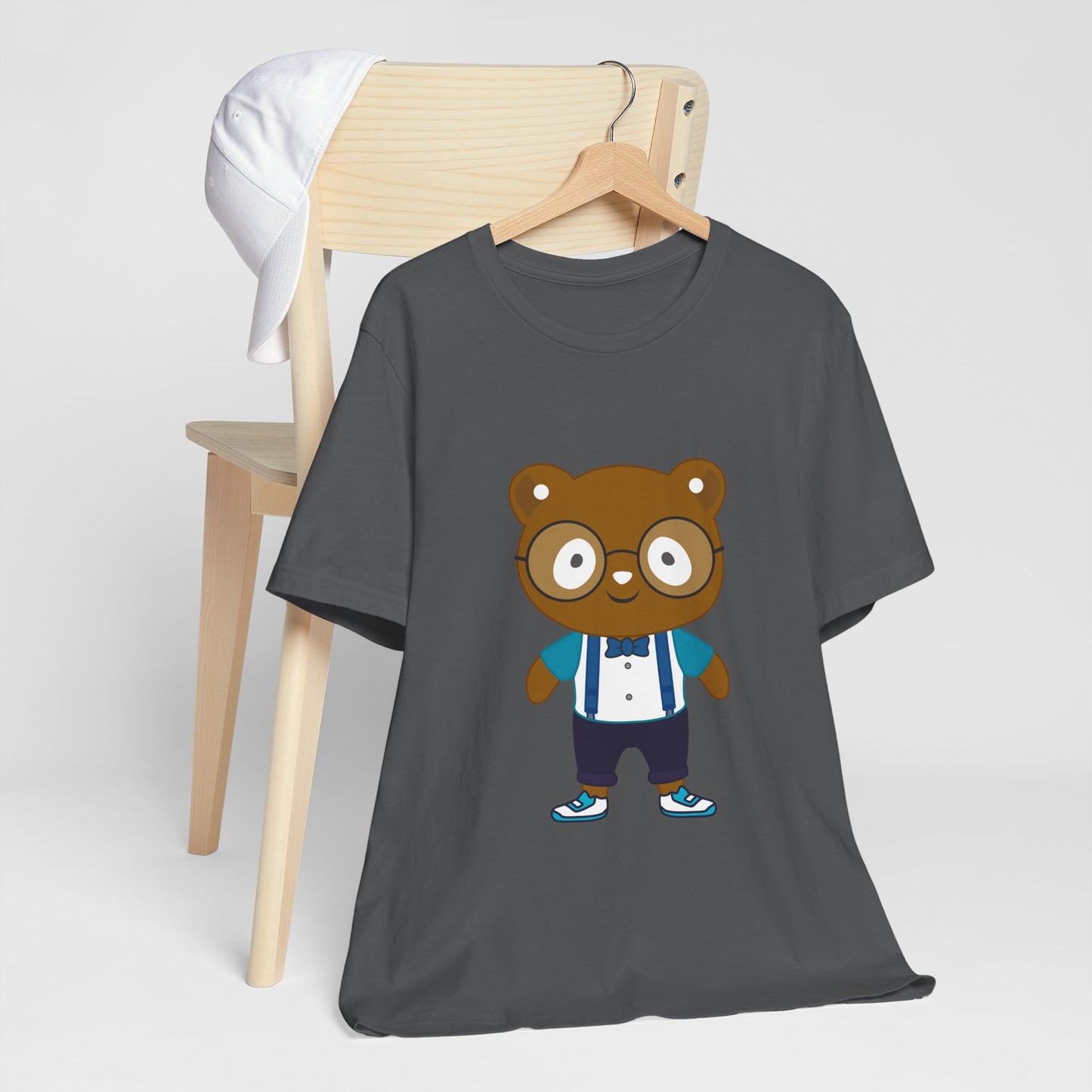 Cute Bear Graphic Unisex Tee - Perfect for Kids and Animal Lovers